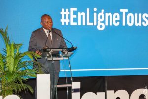 Promotion d’un espace numérique : le premier Ministre Robert Beugré Mambé lance la campagne nationale #EnLigneTousResponsables 2 449159413 893174169520922 3630113269406057273 n
