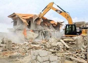 Déguerpissements à Abidjan : Entretien /   »sortir de l&rsquo;urgence pour construire une politique durable », M. Bédia Koffi