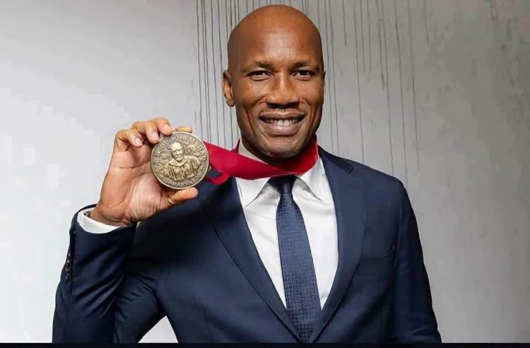 Distinction: Didier Drogba honoré par l’Université Harvard 1 Distinction: Didier Drogba honoré par l’Université Harvard