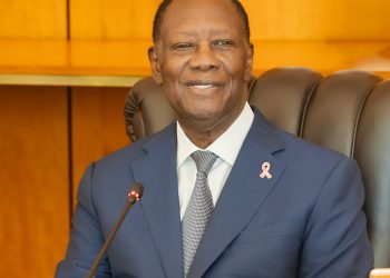 Côte d’Ivoire : Alassane Ouattara veut lever le frein financier à l’accès aux soins contre le cancer 3 le président ivoirien Alassane Ouattara pour une déclaration pour la lutte contre cancer du seins et la prostate