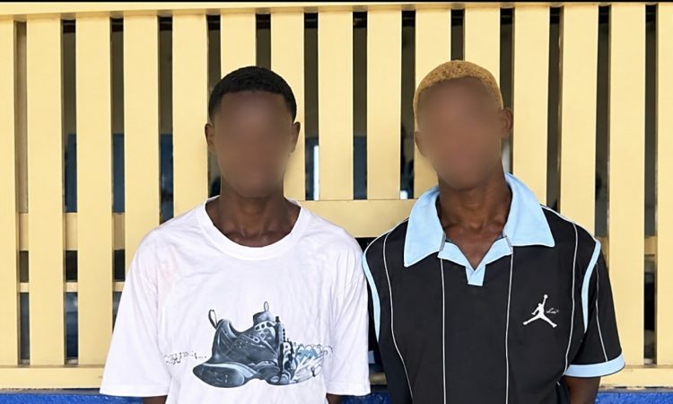 Côte d'ivoire: deux élèves d’Abobo soupçonnés de vol de 9 millions FCFA, l’éducation en question 1 Deux jeunes hommes de 16 et 17 ans arrêtés dans le cadre d’une enquête sur des cambriolages présumés à Abobo.